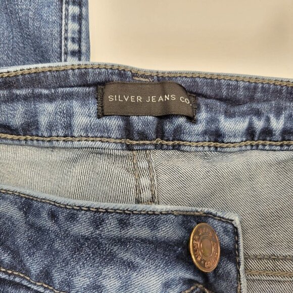 Silver Jean Suki Capri Women's Dark Wash Jeans in a Size 24x23.5 - Picture 4 of 11